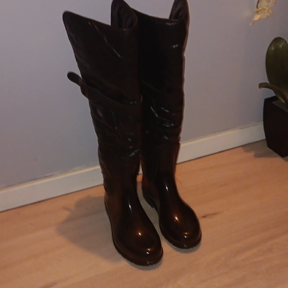 Pajar Shoes - Pajar Black over the Knee quilted Rainboots NWT